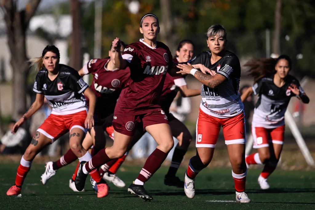 Femenino contra Morón