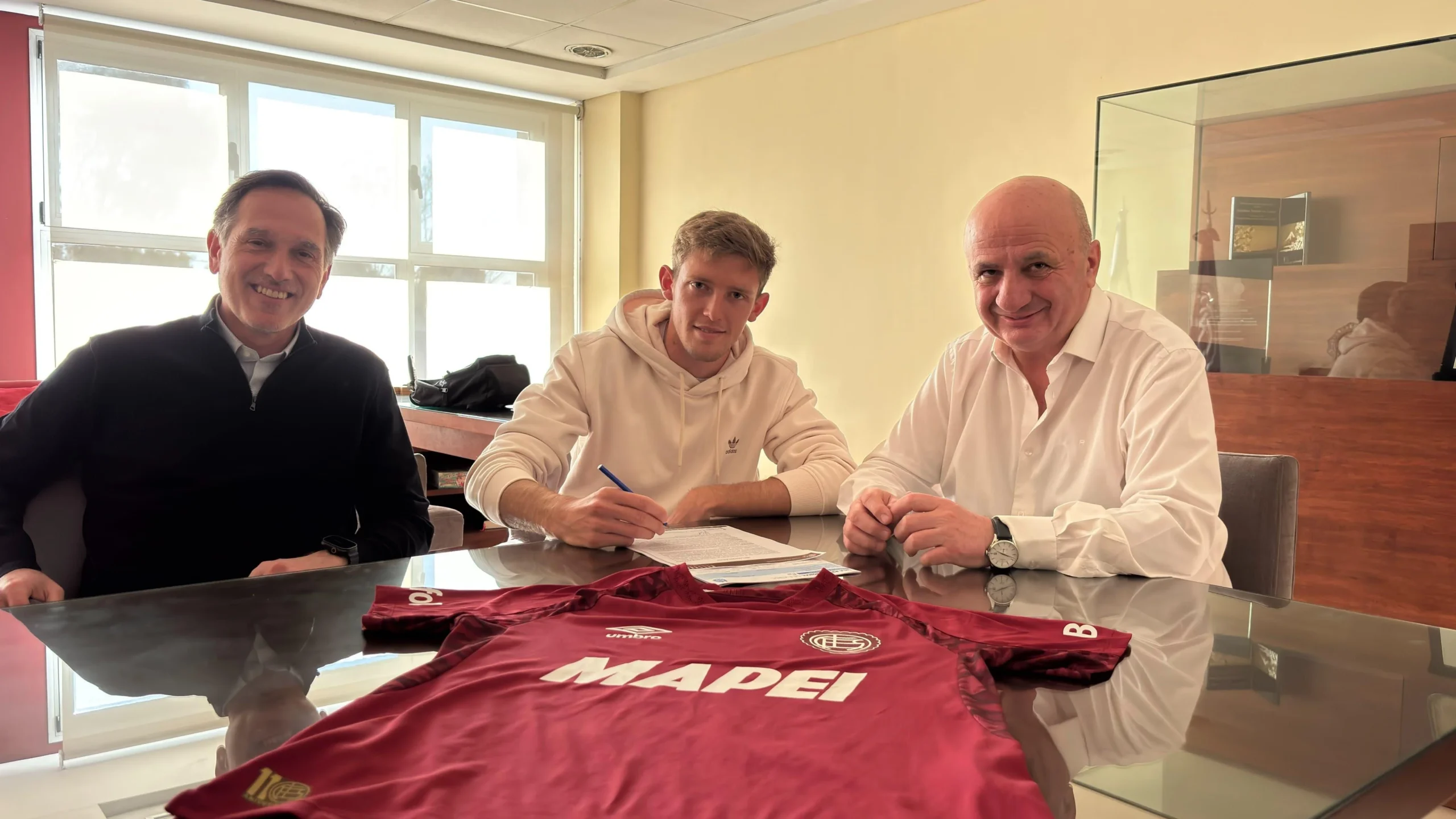Rodrigo Castillo refuerzo de Lanús