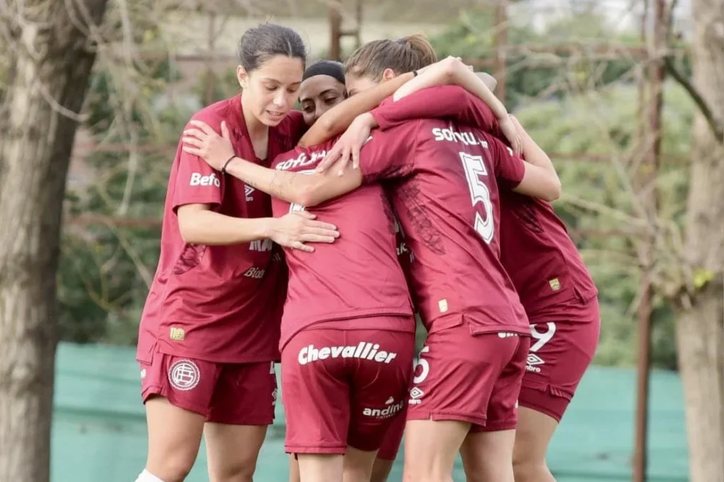 Femenino triunfo a Atlanta y punteras