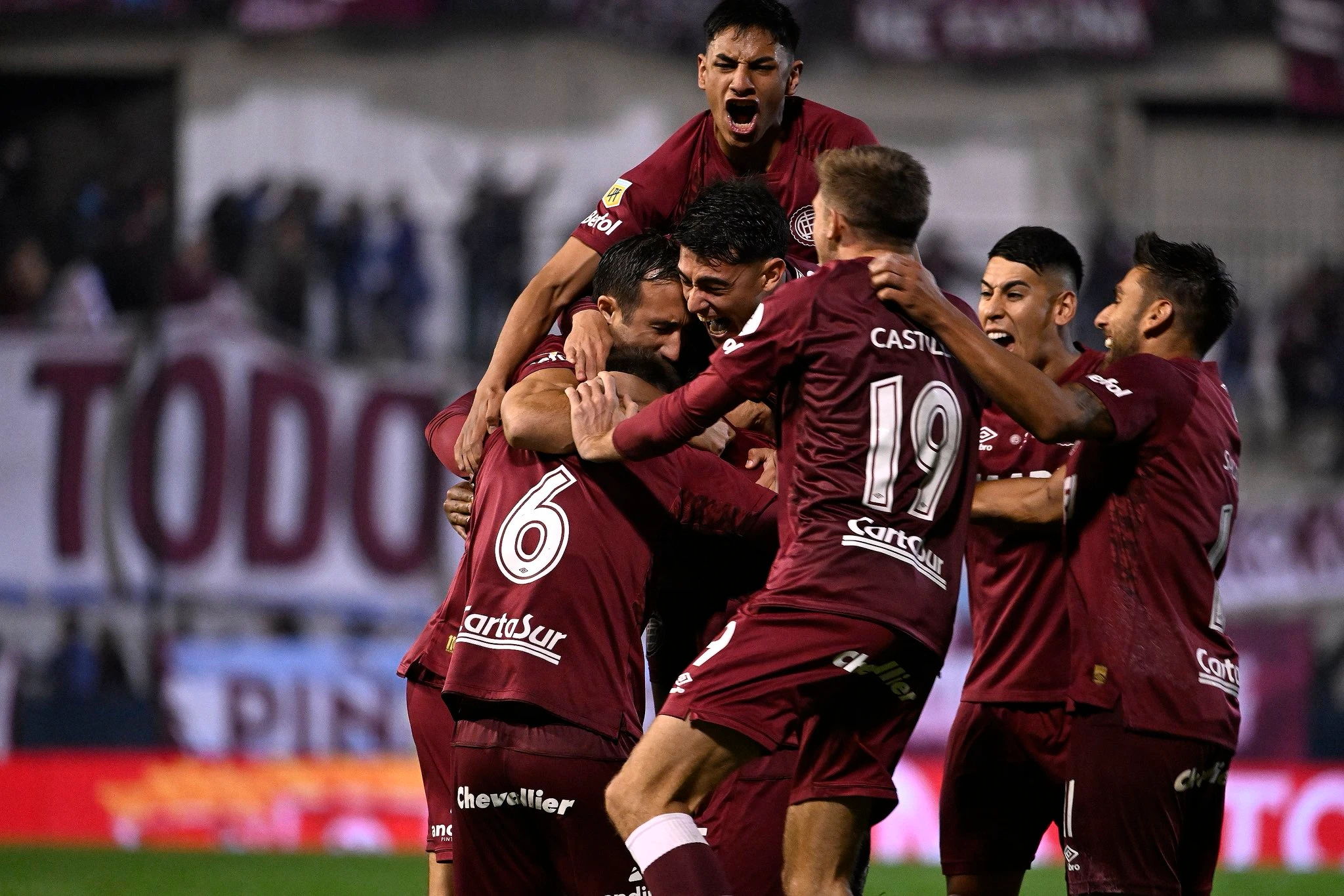 Lanus-Equipo-02
