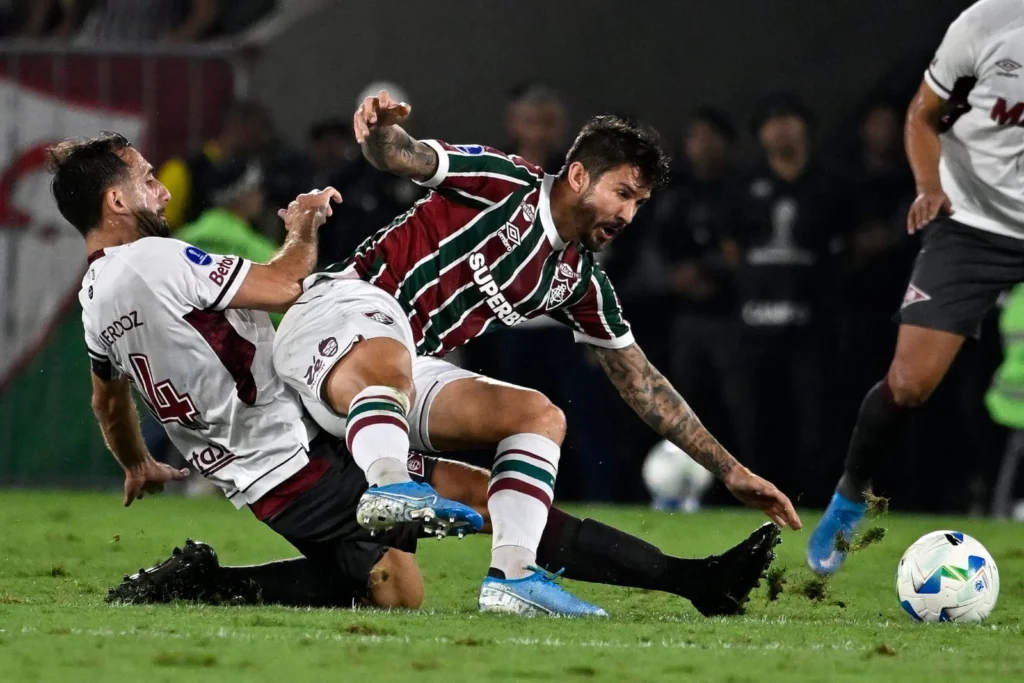Izquierdoz Fluminense Lanús
