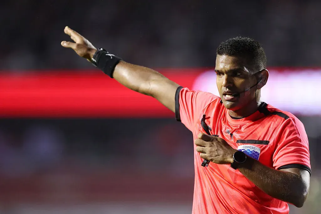 Alexis Herrera árbitro de U de Chile Lanús