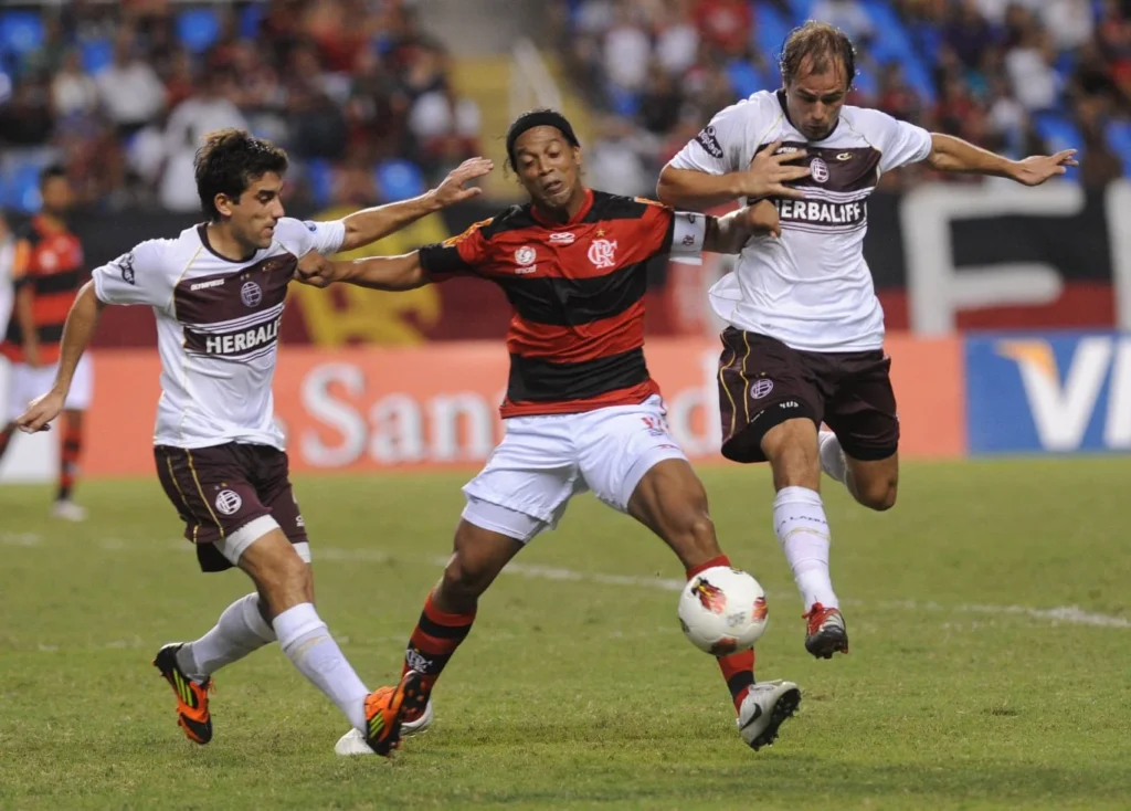 Amistad Lanús Flamengo