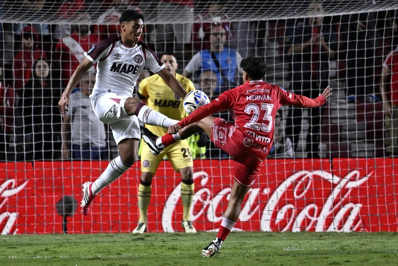 Argentinos 2 Lanús 1 Agustín Medina