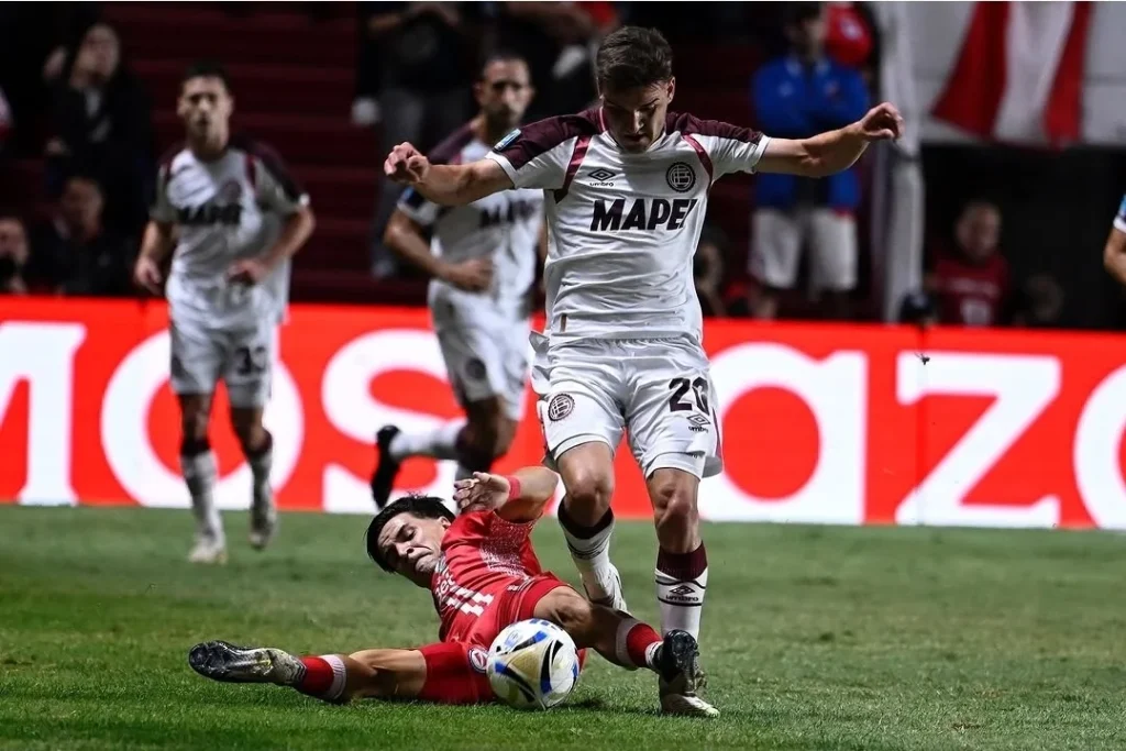 Argentinos 2 Lanús 1 Bruno Cabrera