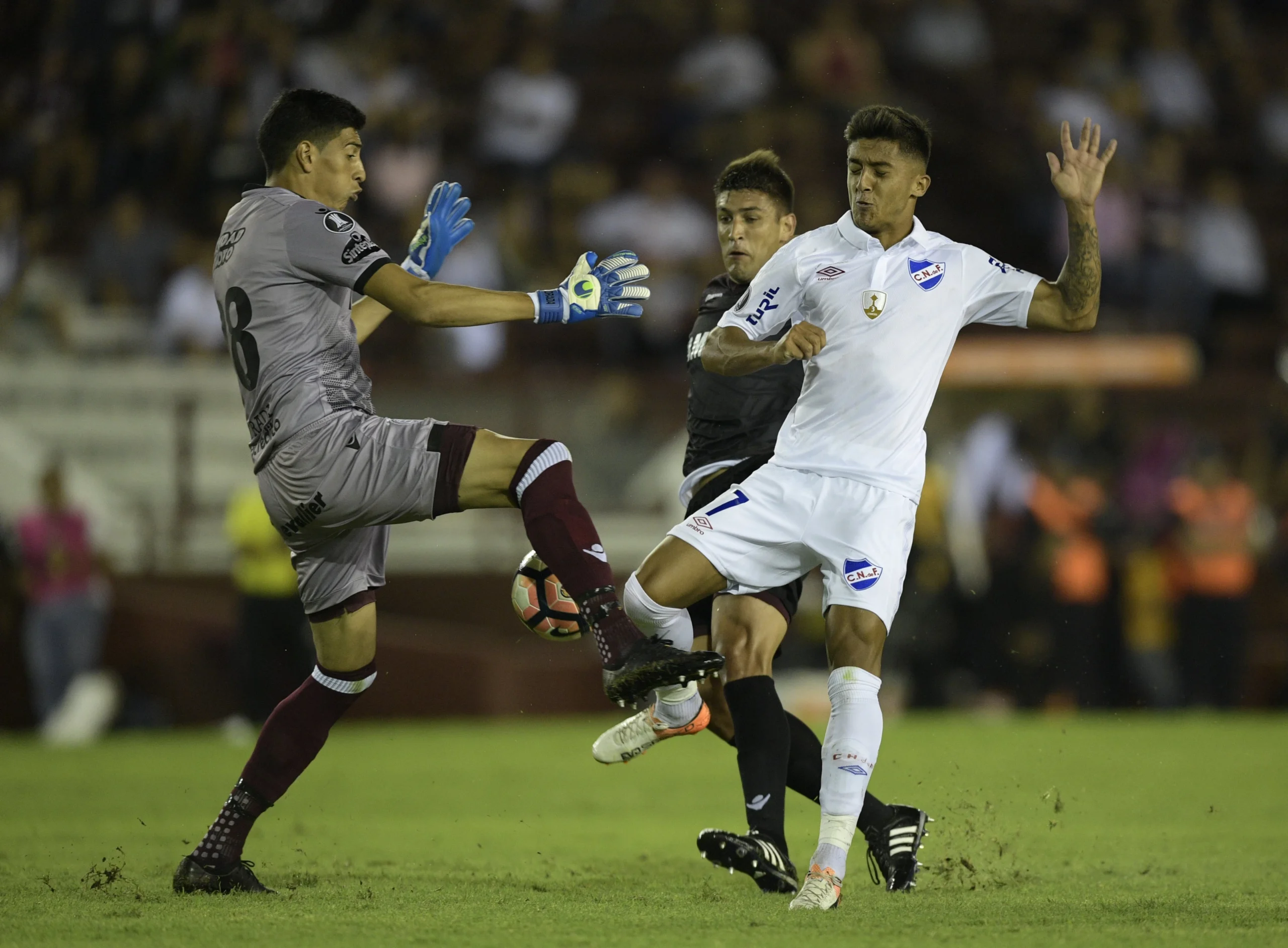 Copa-Libertadores-Debut
