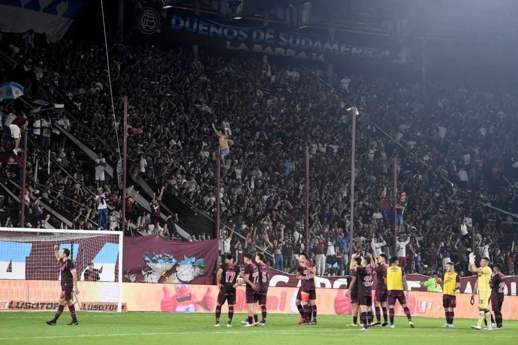 Lanús gente festejos Clásico del Sur