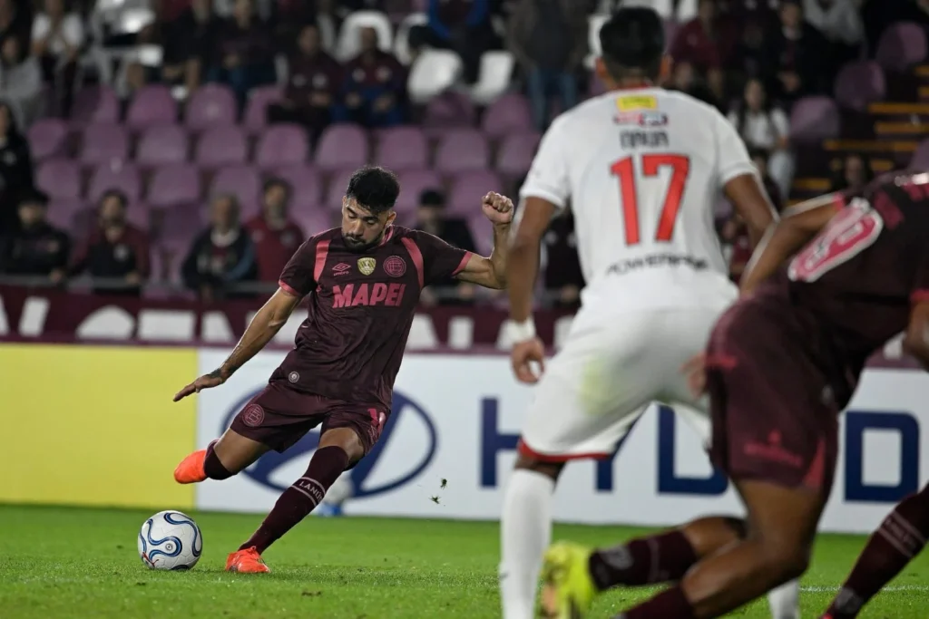 Marcelino Moreno Lanús 1 Always Ready 0