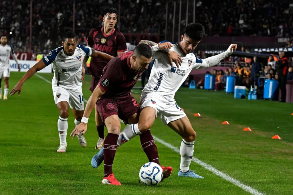 Ramiro Carrera Lanús Liga de Quito