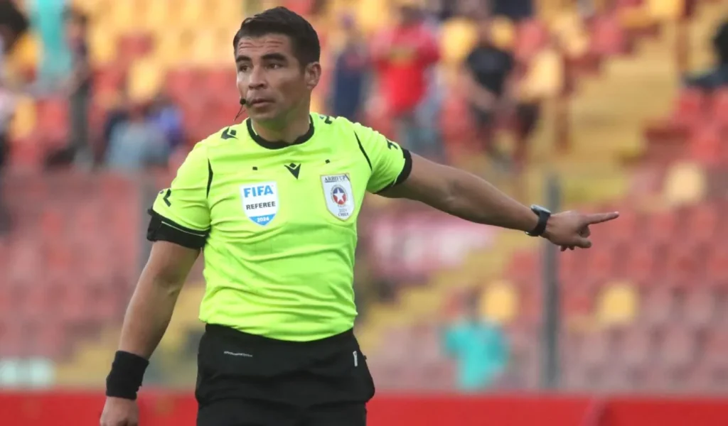 José Cabero árbitro Lanús Liga de Quito