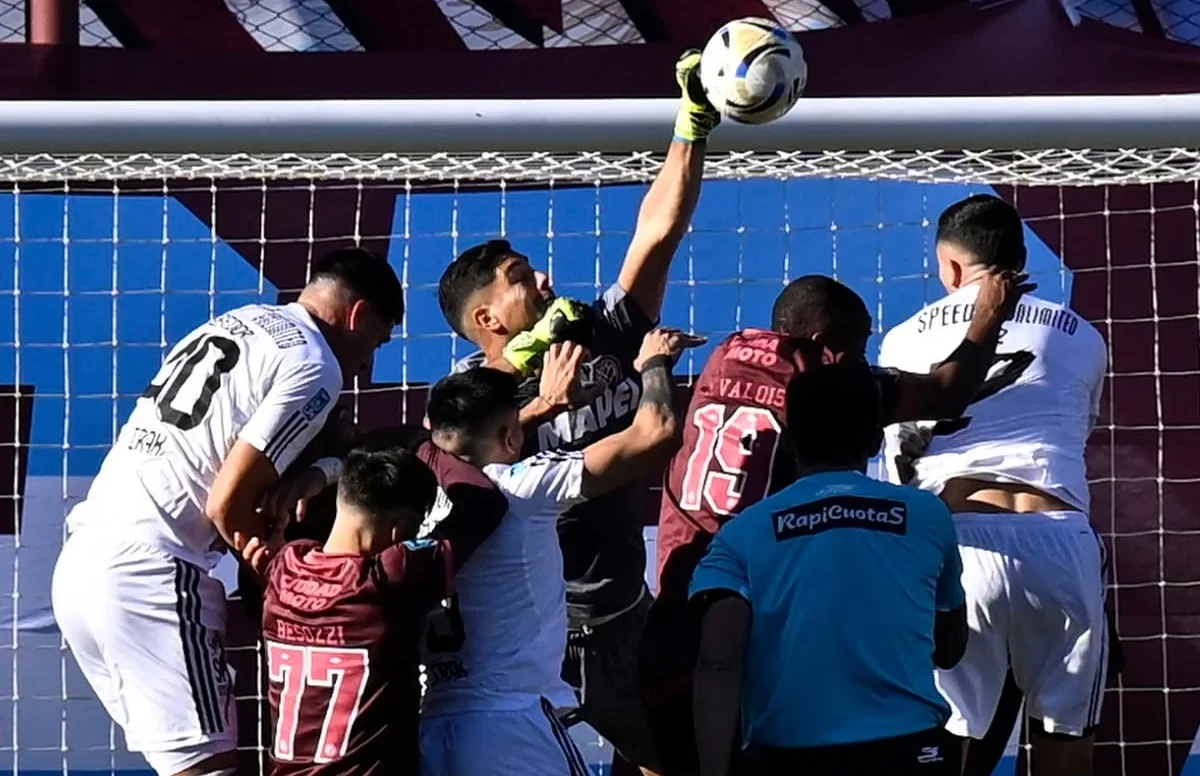 Franco Petroli Lanús Riestra