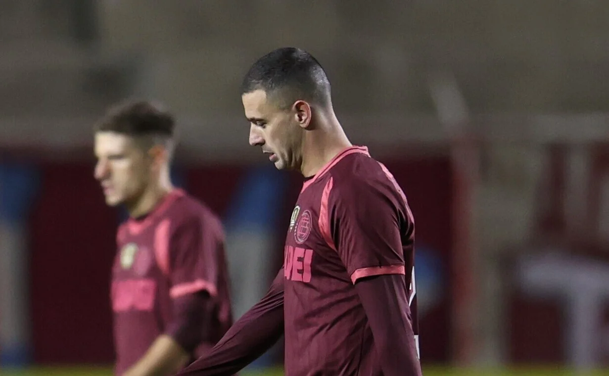 Ramiro Carrera Always Ready 4 Lanús 0