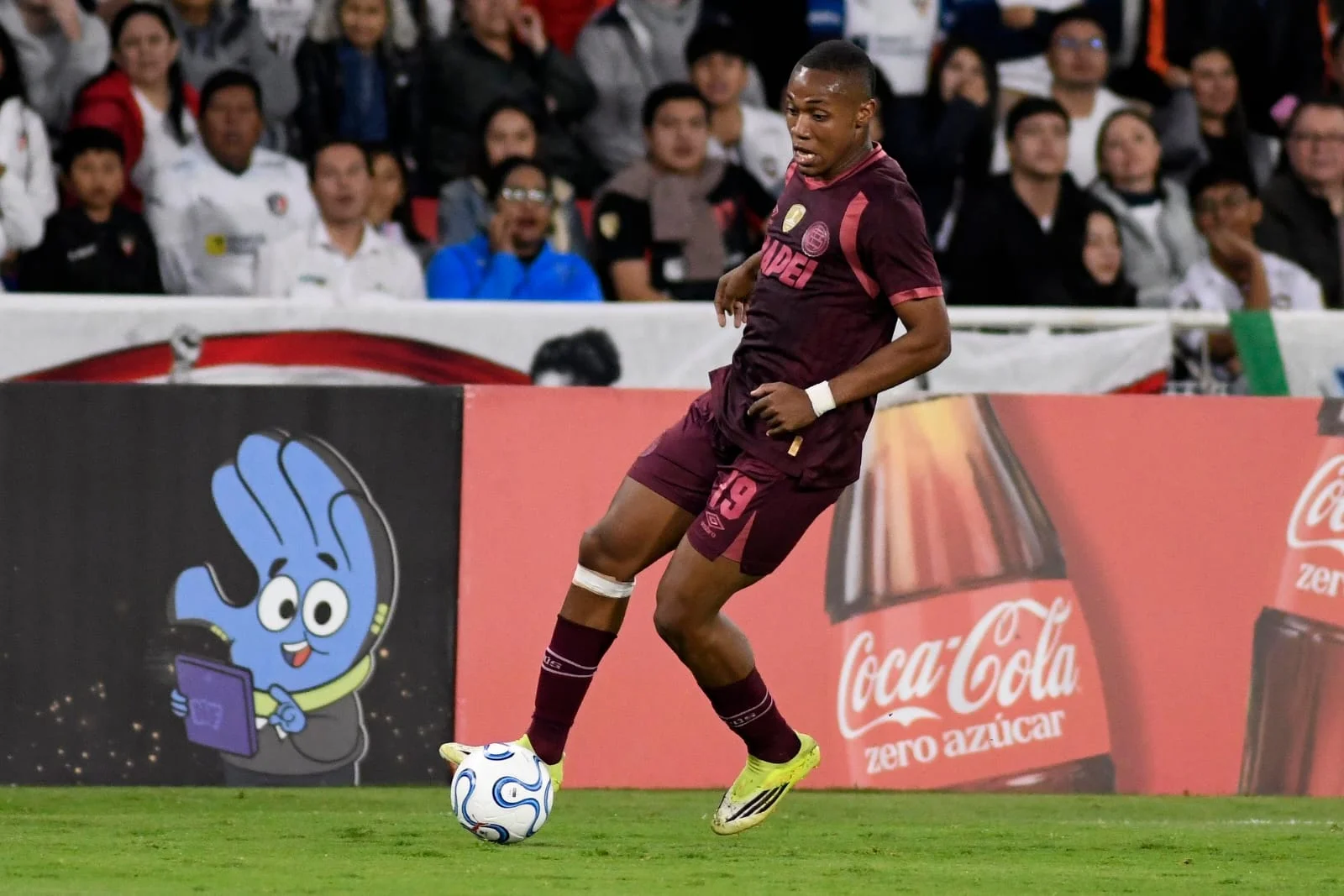 Yoshan Valois
