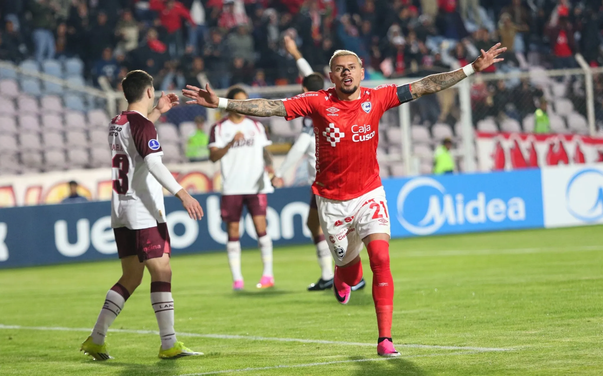 Cienciano 4 Lanús 0