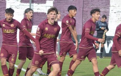 Lanús Juveniles 3