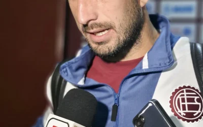 “El árbitro se saca de encima el penal, muñequeó el partido”